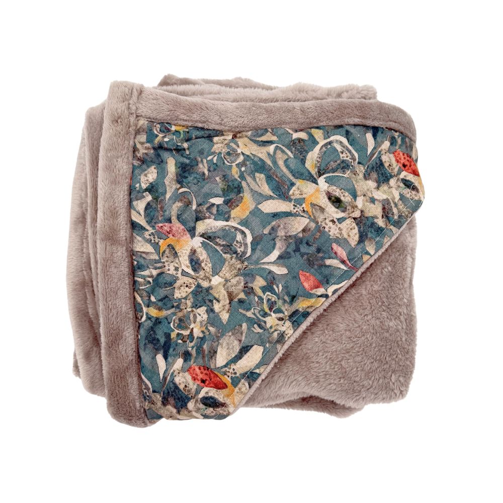 Little Humming Hooded Fleece Blankets